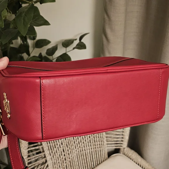 Coach Jes Puffer Heart Red Crossbody Camera Bag C2812 - Picture 6 of 9